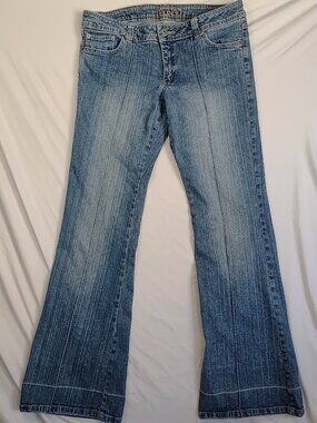 Vintage Y2K Bongo Low Rise Pintuck Flare Jeans Size 9 (32" Waist)
